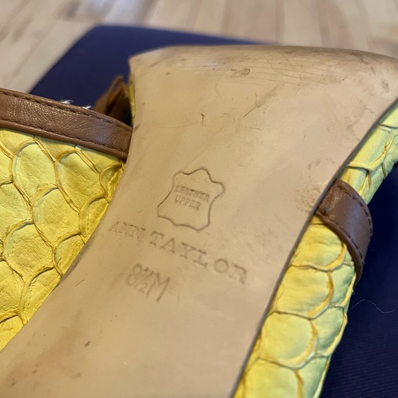 Ann Taylor yellow fish leather heels - Picture 6 of 6